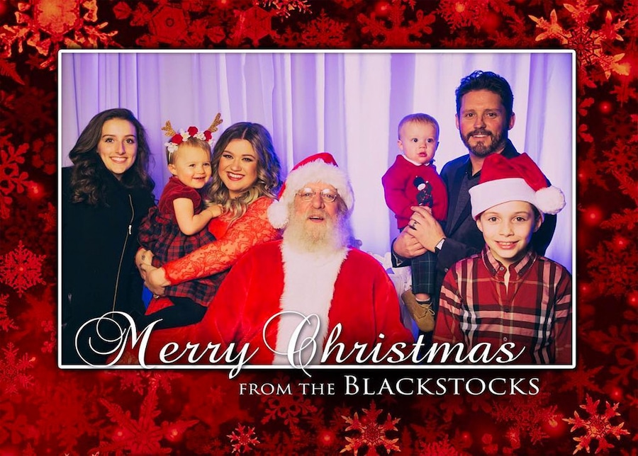 Kelly Clarkson, hija River, hijo Remy, Brandon Blackstock, tarjeta de Navidad 2016